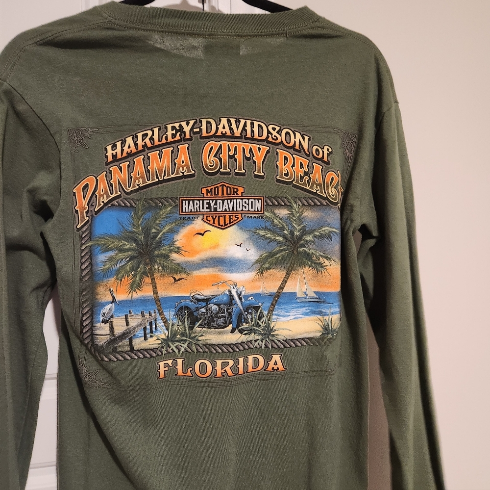Harley-Davidson Olive Long Sleeve with Beach Graphic - Picture 2 of 4
